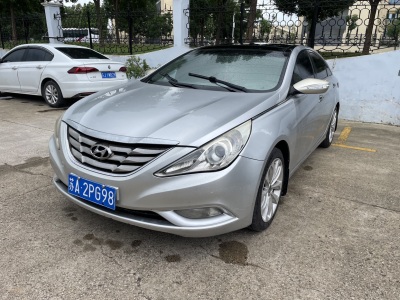 2011年11月 现代 索纳塔 2.0L 自动至尊版图片