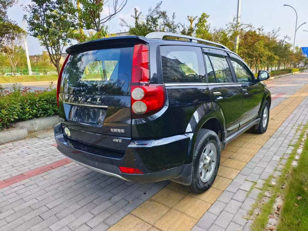 哈弗 H2  2014款 1.5T 手動兩驅(qū)尊貴版圖片