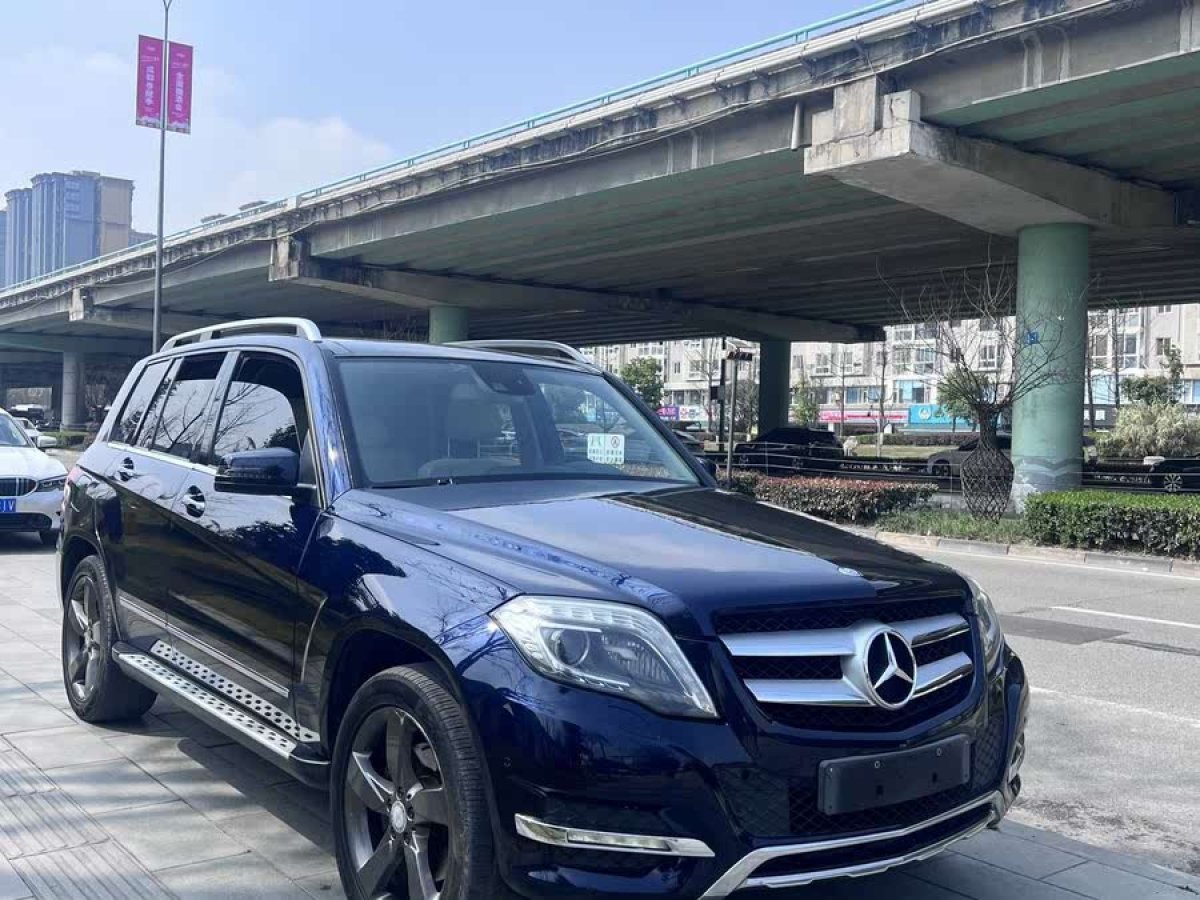 奔馳 奔馳GLK級  2013款 改款 GLK 300 4MATIC 時尚型圖片