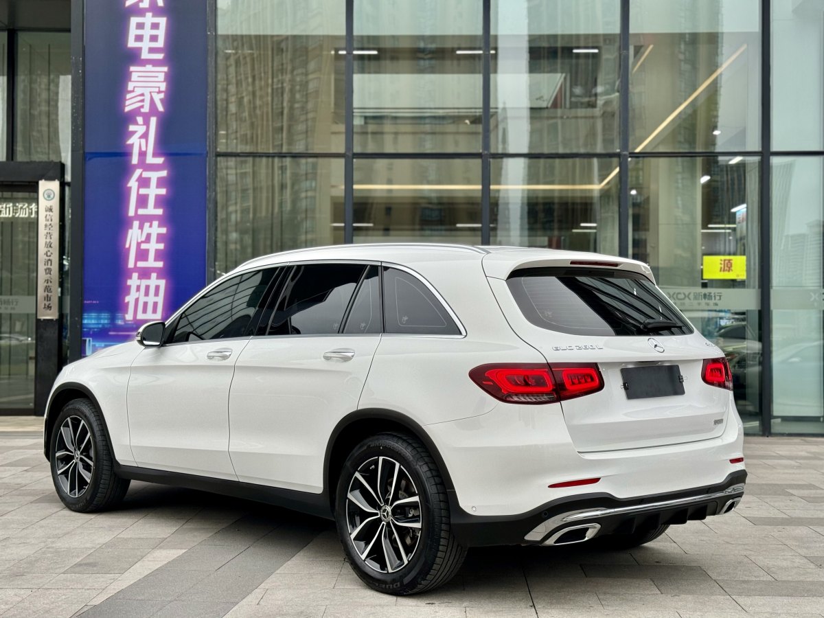 奔馳 奔馳GLC  2022款 改款二 GLC 260 L 4MATIC 豪華型圖片