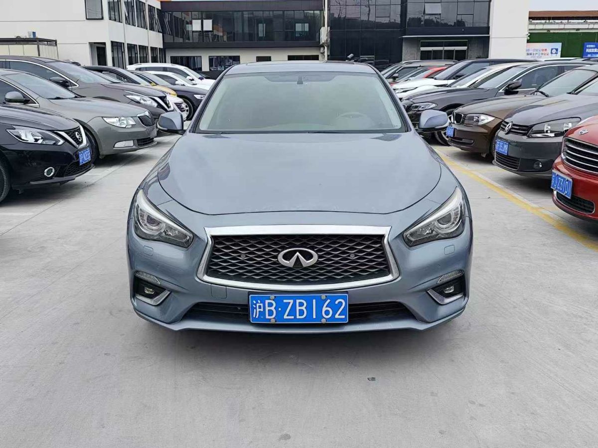 2018年11月英菲尼迪 QX30  2018款 1.6T 兩驅(qū)時(shí)尚版