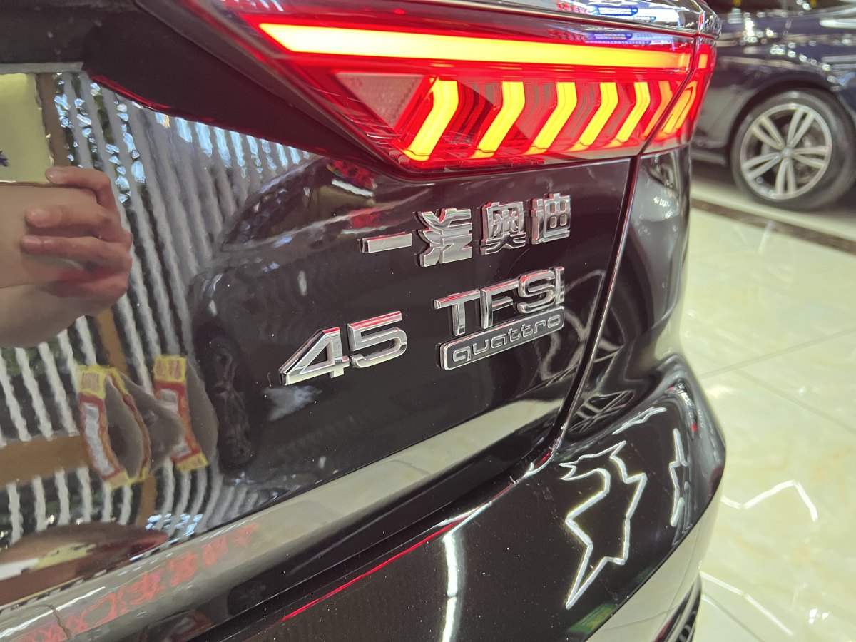 2019年10月奧迪 奧迪A6L  2020款 45 TFSI quattro 臻選動感型