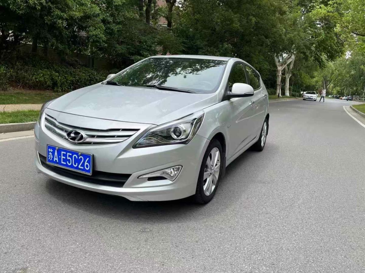現(xiàn)代 瑞奕  2014款 1.4L 自動GLX圖片