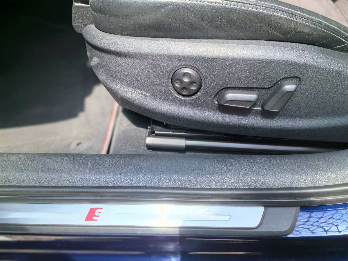 奥迪 奥迪S3  2017款 改款 S3 2.0T Limousine图片