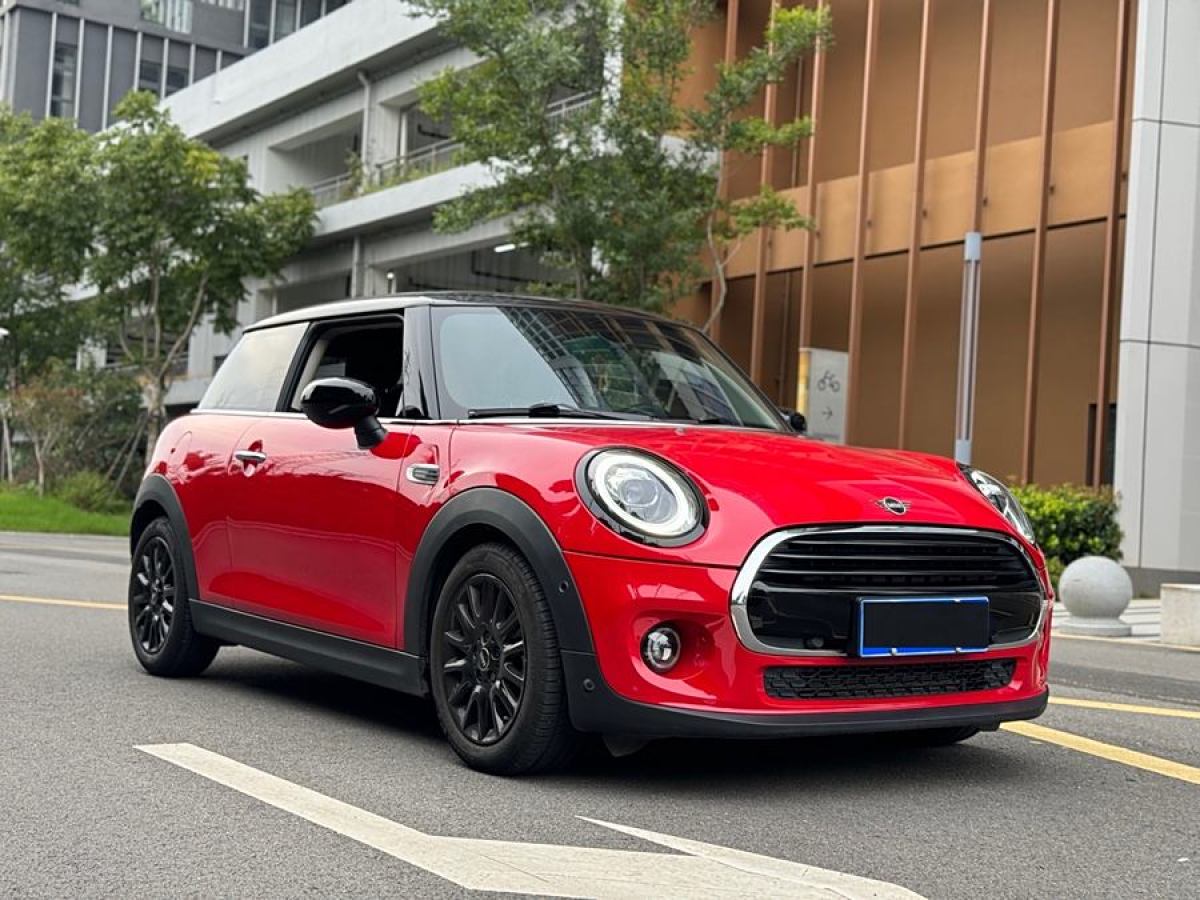 2019年12月MINI COUNTRYMAN  2018款 1.5T COOPER 經(jīng)典派