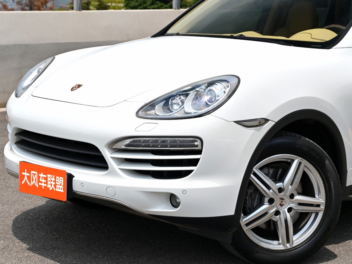 保時(shí)捷 Cayenne  2011款 Cayenne 3.0T圖片