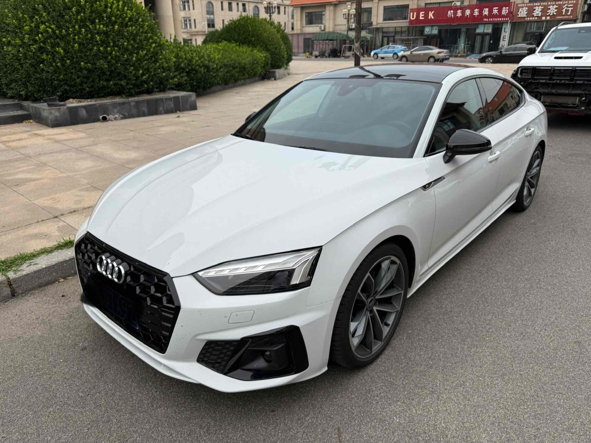 奧迪 奧迪A5  2024款 Sportback 40 TFSI quattro 豪華動(dòng)感型圖片