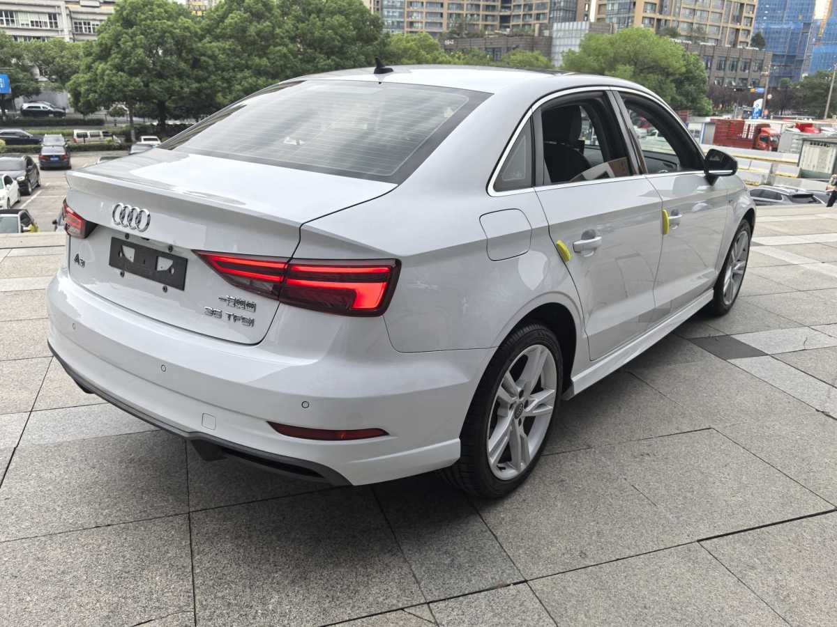 奧迪 奧迪A3  2019款 Limousine 35 TFSI 時(shí)尚型 國VI圖片