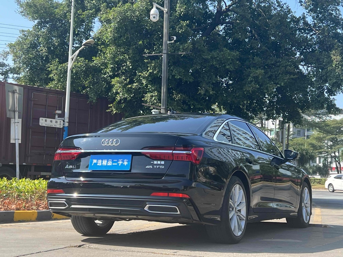 奧迪 奧迪A6L  2022款 45 TFSI 臻選動(dòng)感型圖片