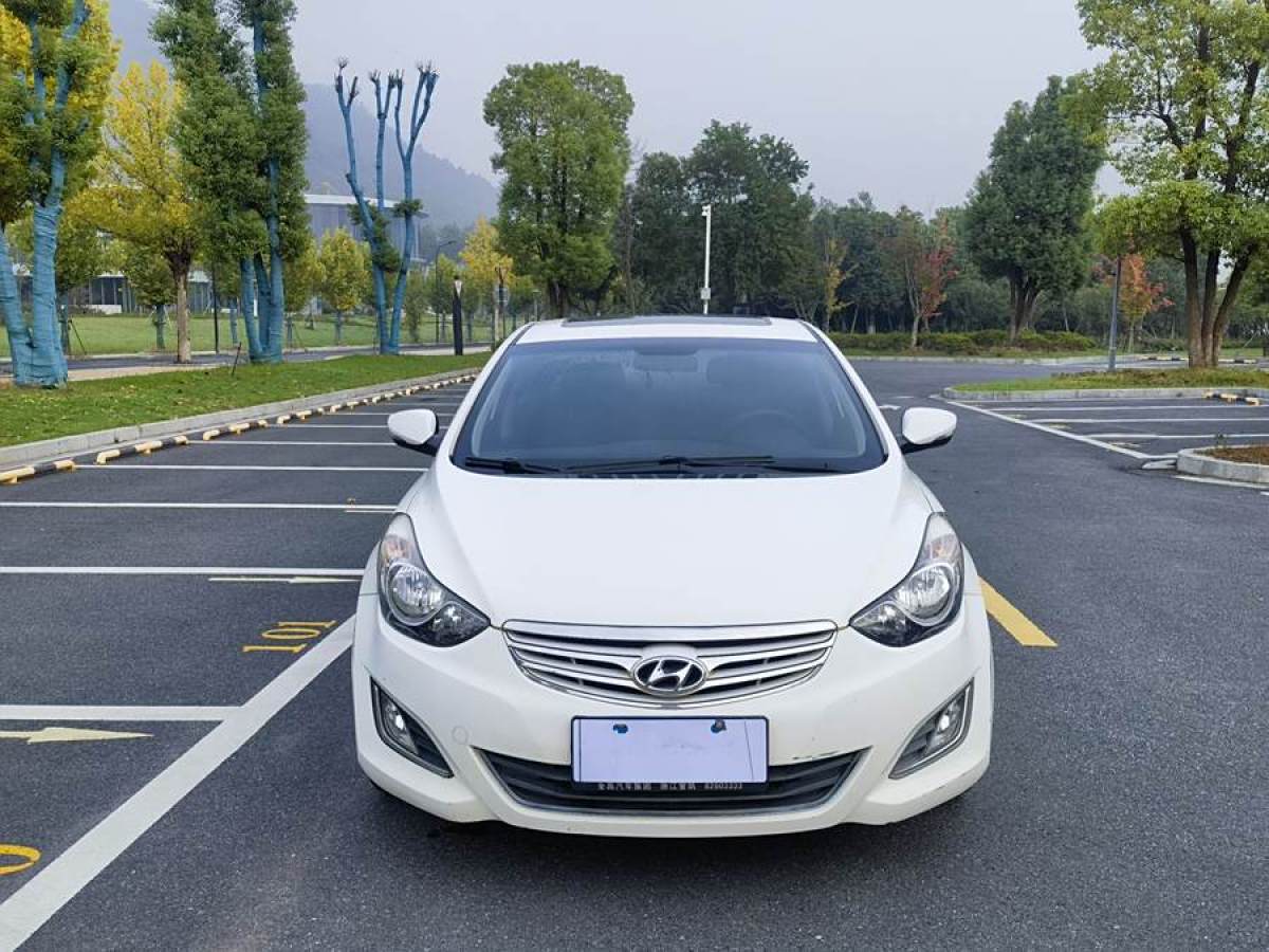 現(xiàn)代 朗動  2012款 1.6L 自動時尚型圖片