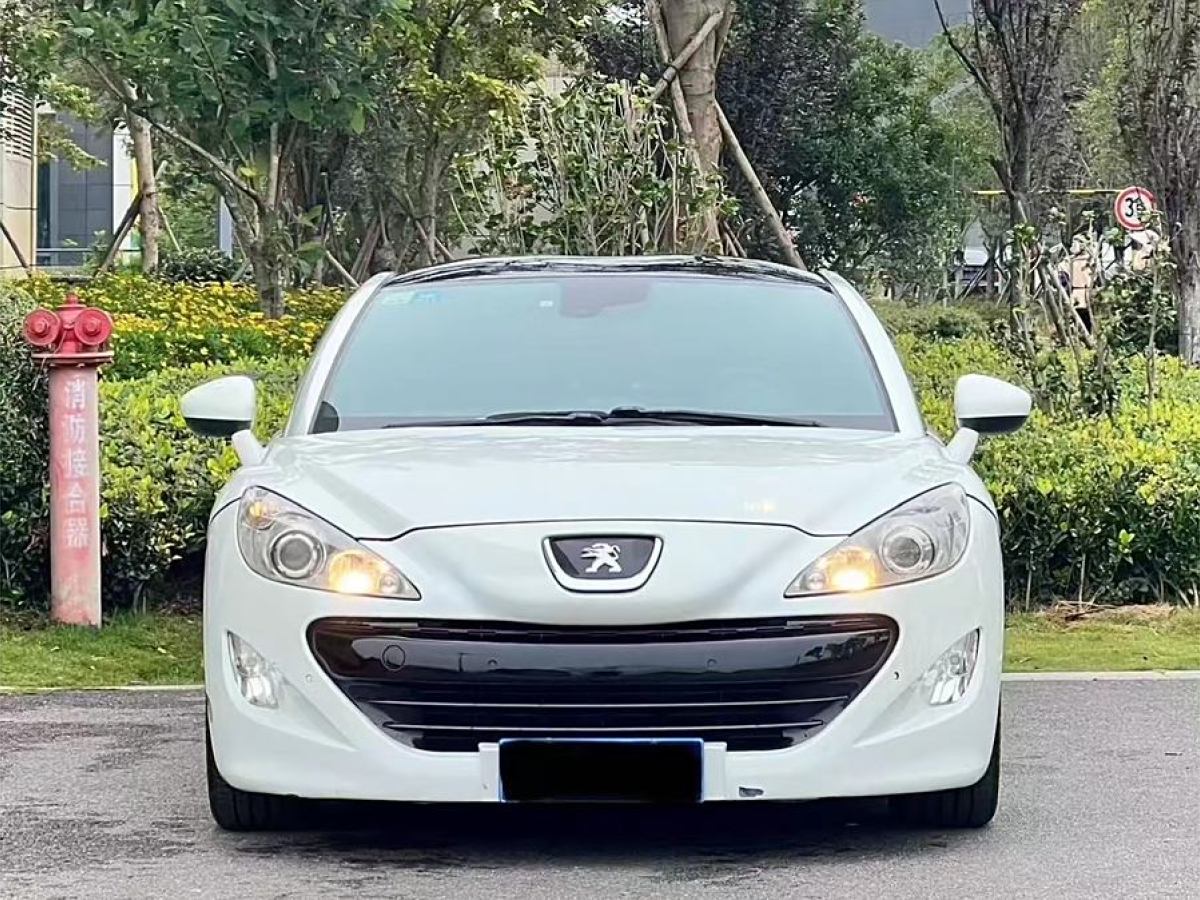 2012年9月標(biāo)致 RCZ  2011款 1.6T 豪華運(yùn)動(dòng)型