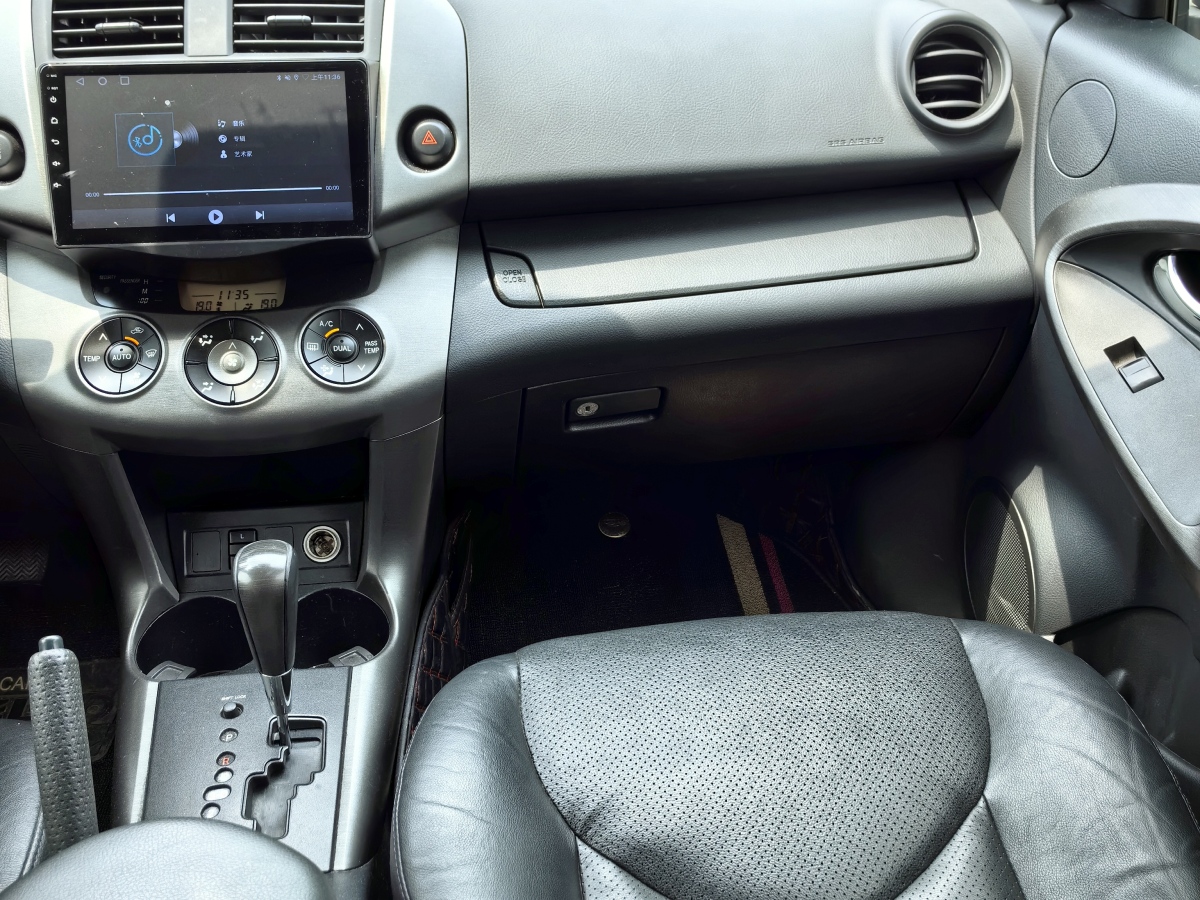 丰田 RAV4荣放  2011款 2.4L 自动四驱豪华版图片