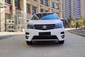 M50V 启辰 1.5L XV 手动精英版