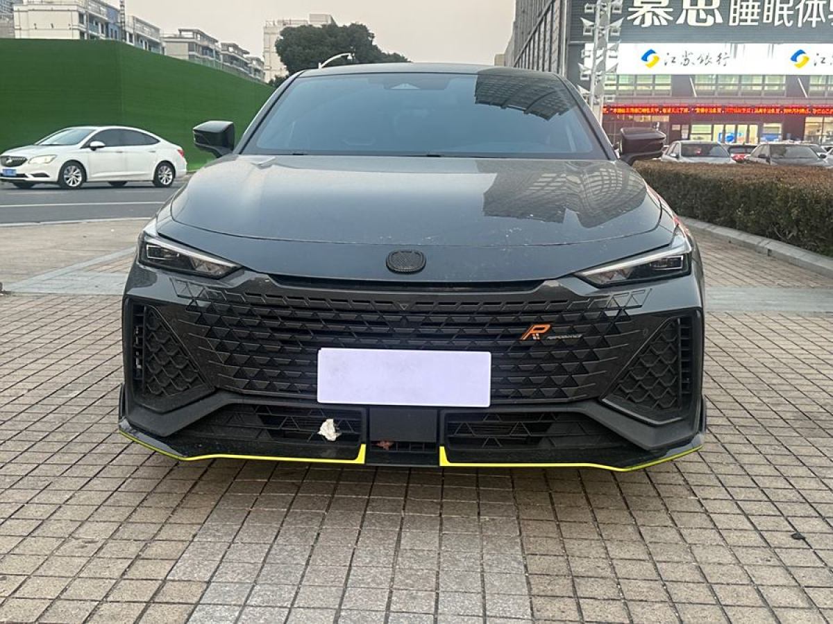 長(zhǎng)安 長(zhǎng)安UNI-V  2022款 2.0T 領(lǐng)速版圖片