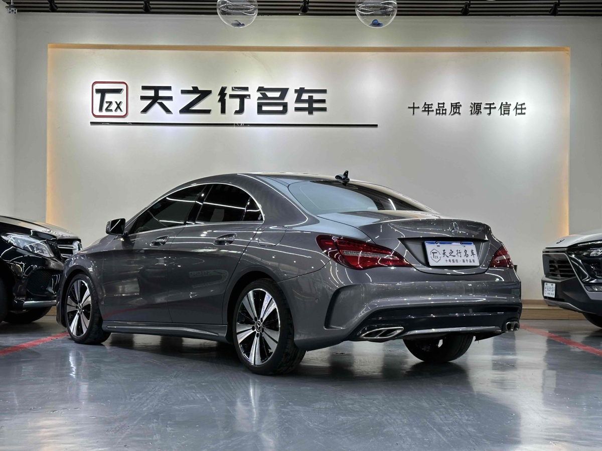 奔馳 奔馳CLA級(jí)  2018款 CLA 200 時(shí)尚型圖片