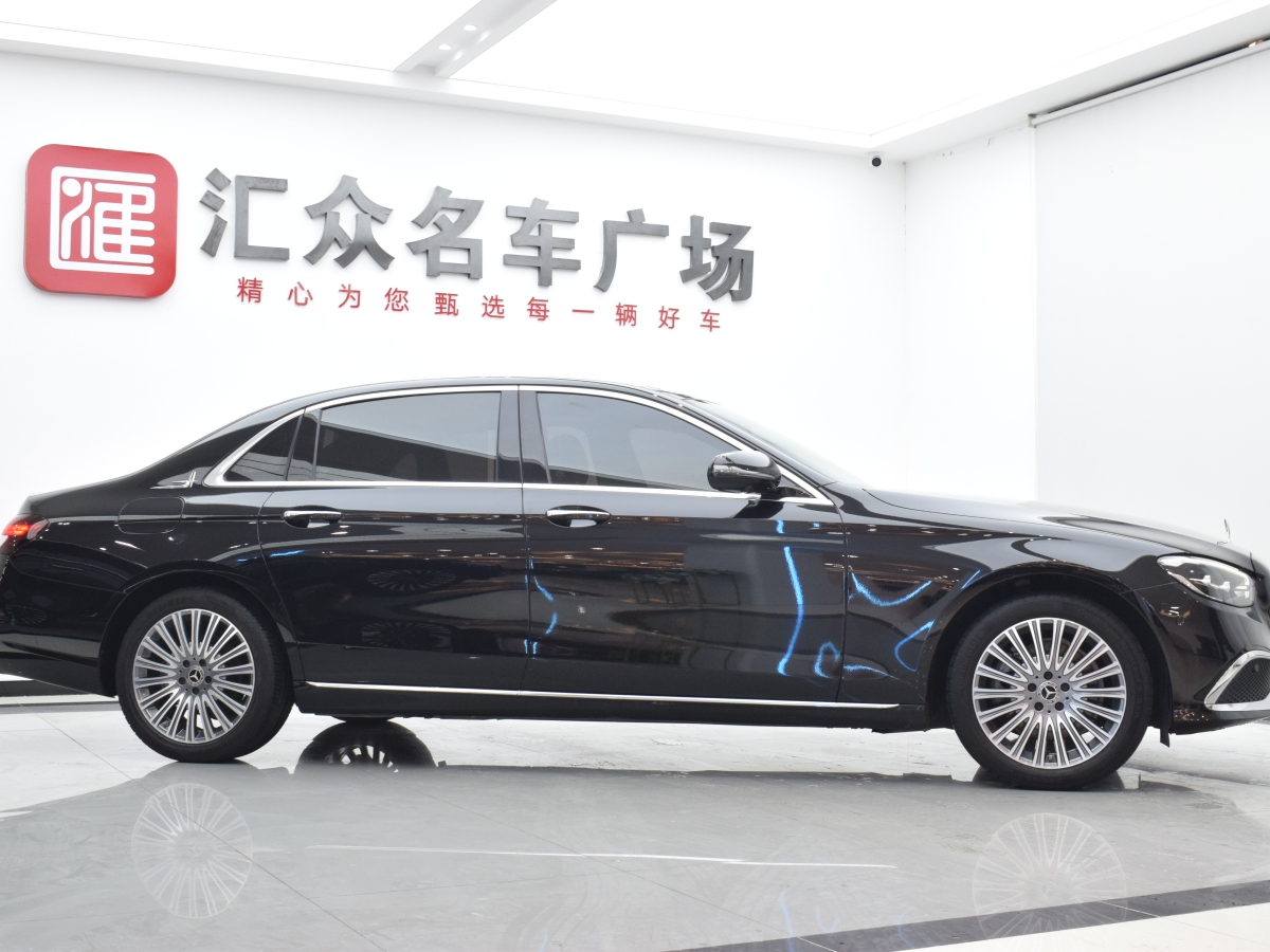 奔馳 奔馳E級(jí)  2021款 改款 E 300 L 豪華型圖片