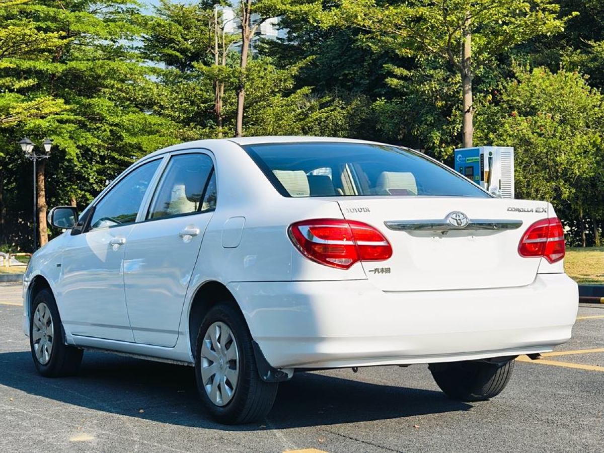 2013年10月豐田 花冠  2013款 1.6L 自動卓越版