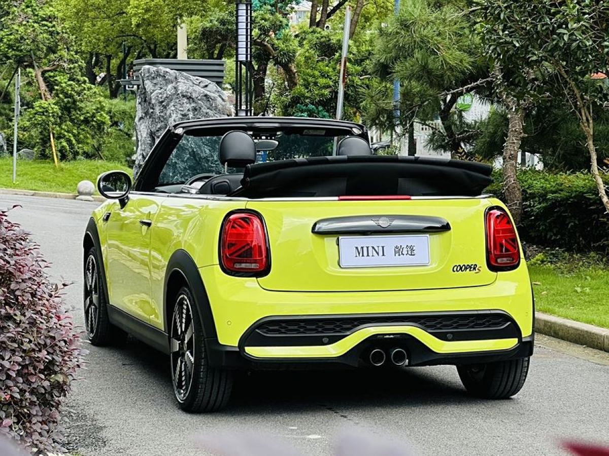 MINI MINI  2023款 2.0T COOPER S CABRIO 藝術家圖片