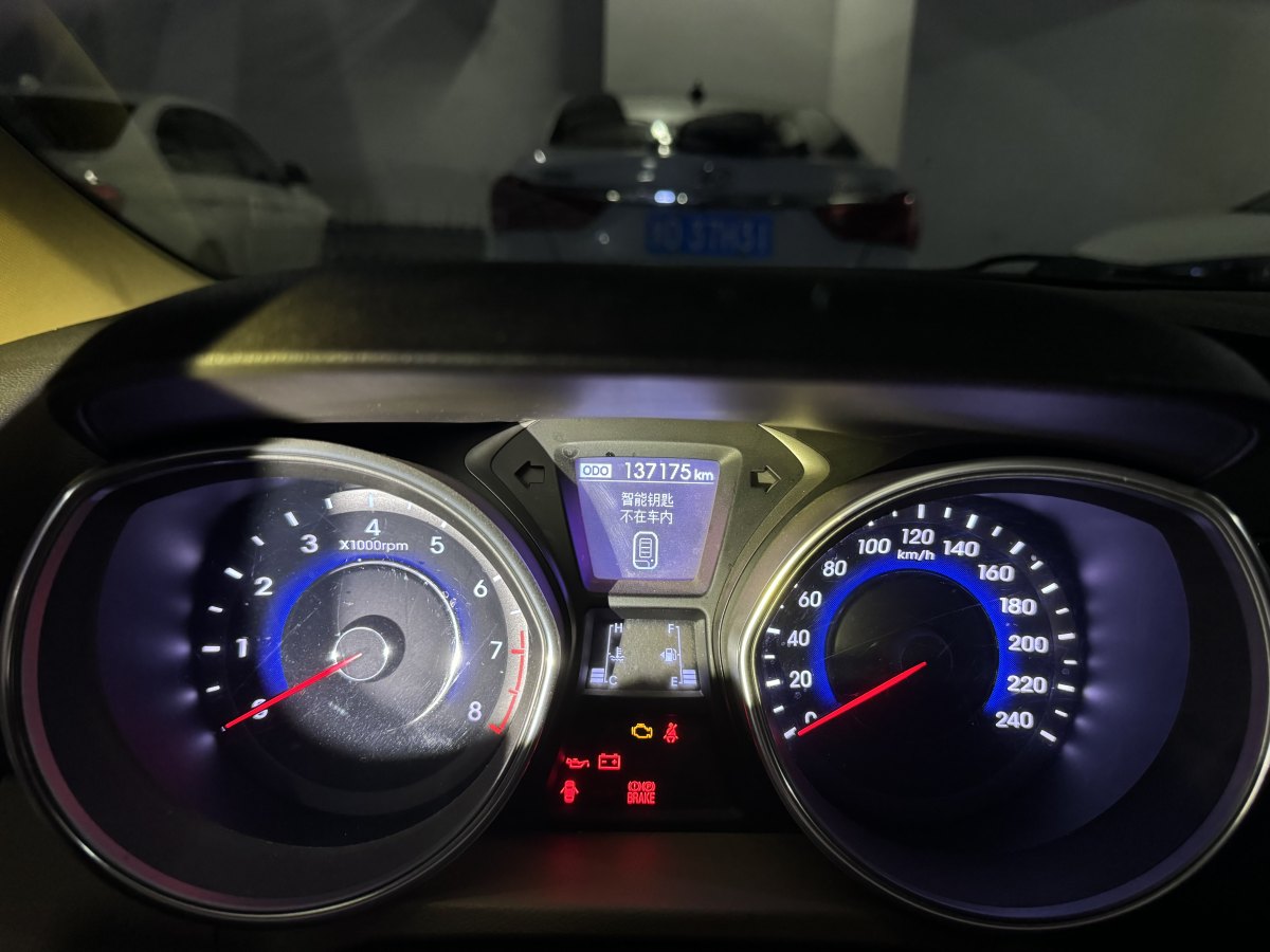 现代 朗动  2012款 1.6L 手动领先型图片