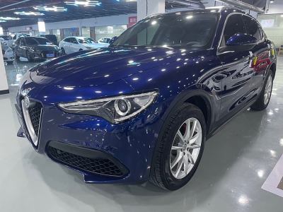 2017年10月 阿尔法·罗密欧 Stelvio 2.0T 280HP 豪华版图片