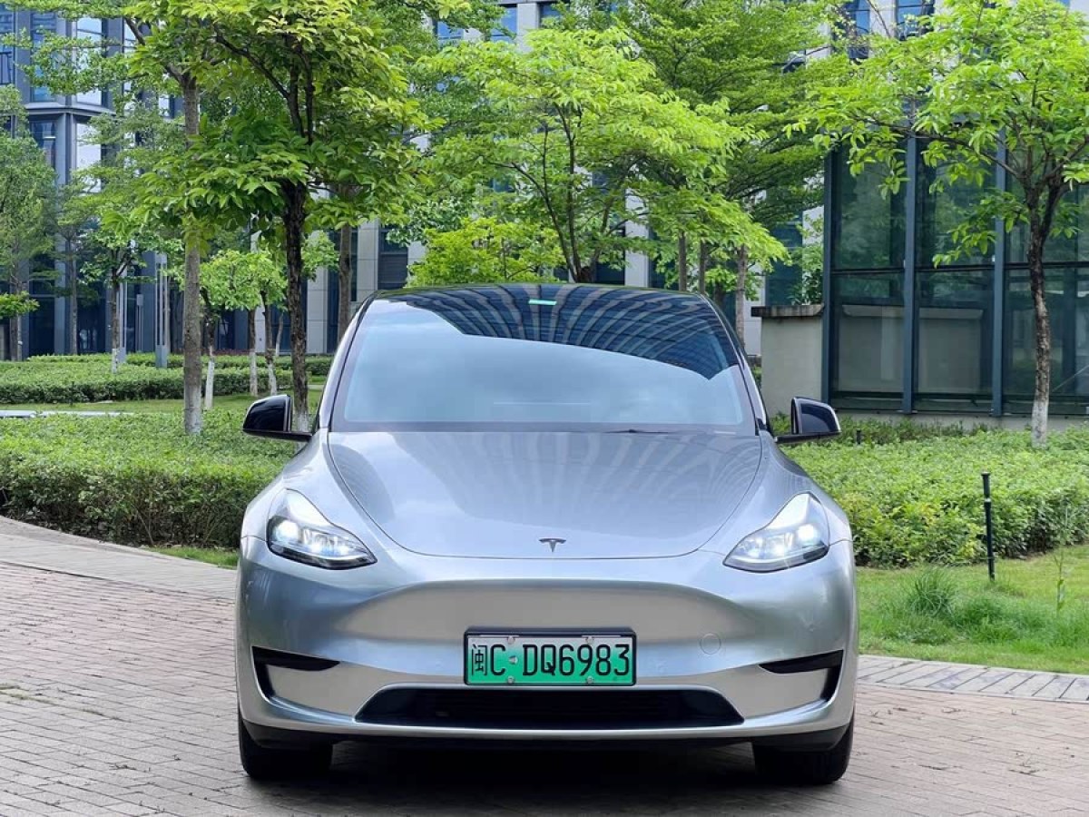 特斯拉 Model 3  2023款 煥新版 后輪驅(qū)動圖片