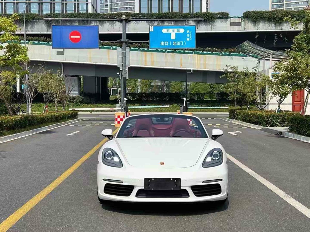 保时捷 Boxster 图片