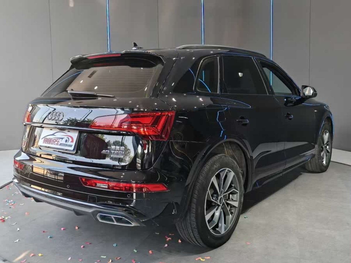 奧迪 奧迪Q5L  2023款 45T 豪華動(dòng)感型圖片