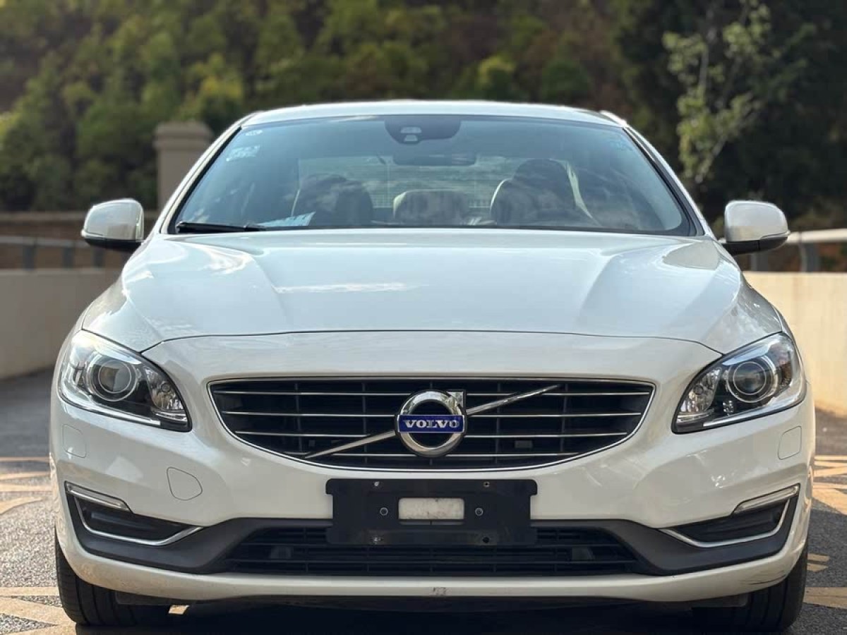 沃爾沃 S60  2016款 S60L 2.0T T5 智馭版圖片