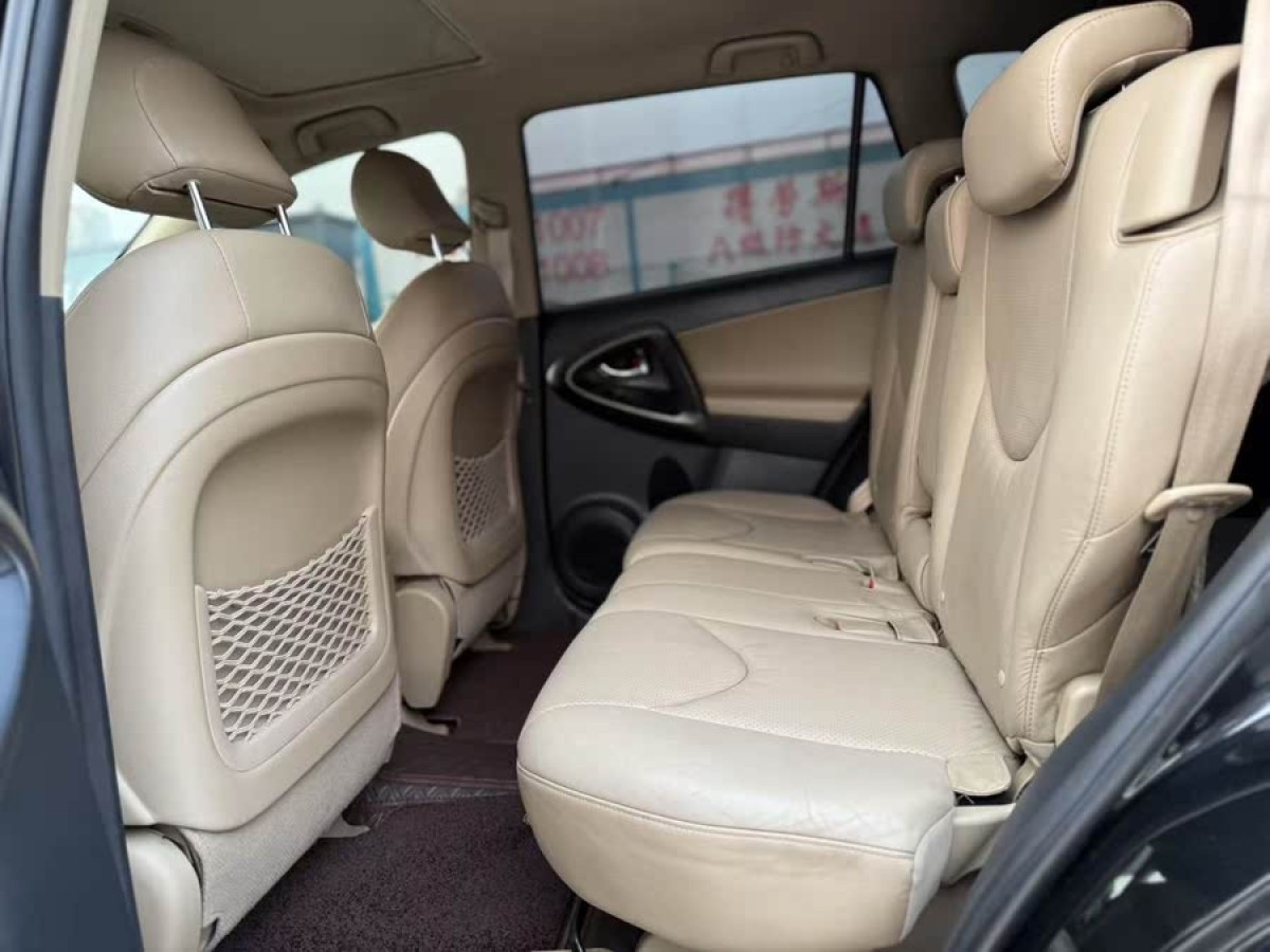 豐田 RAV4榮放  2012款 炫裝版 2.4L 自動(dòng)四驅(qū)豪華圖片