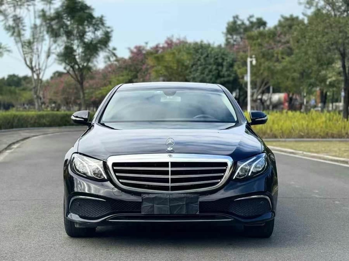 奔馳 奔馳E級(jí)  2022款 改款 E 260 L圖片