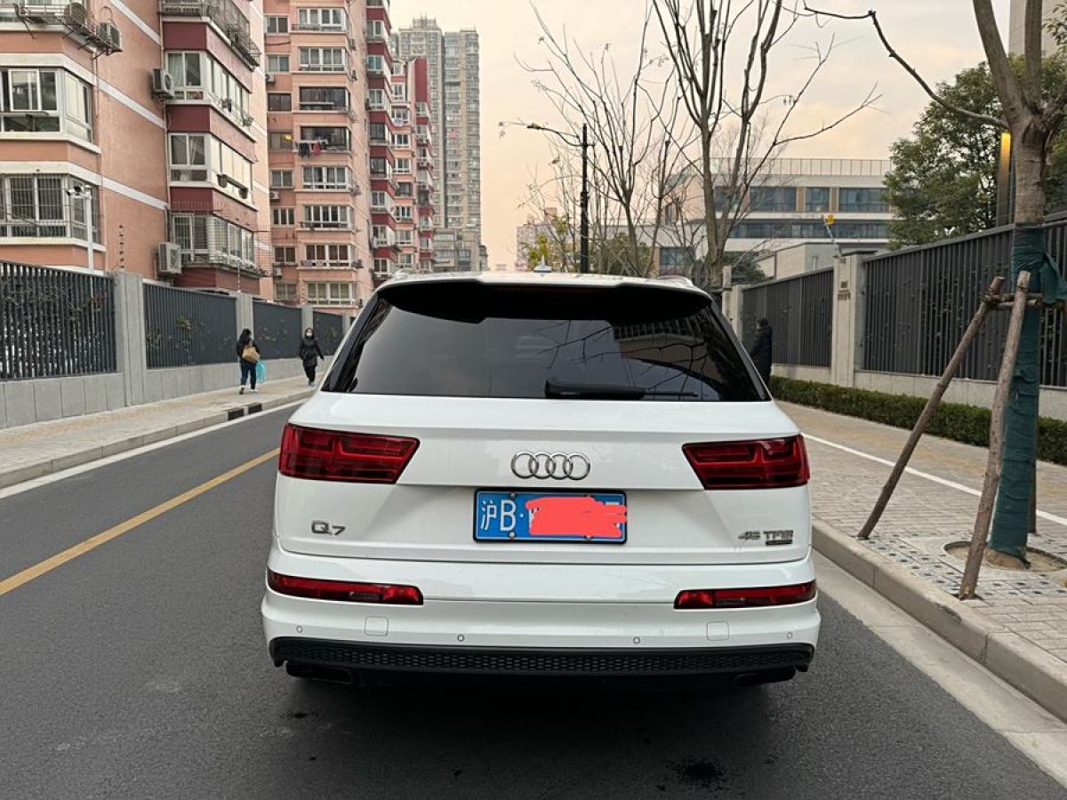 奧迪 奧迪Q7  2016款 45 TFSI S line運(yùn)動(dòng)型圖片