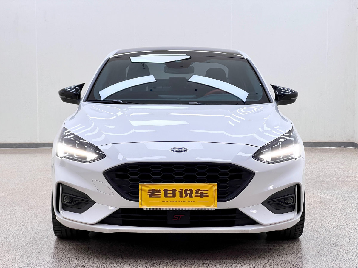 2021年6月福特 ?？怂? 2021款 三廂 EcoBoost 180 自動(dòng)ST Line