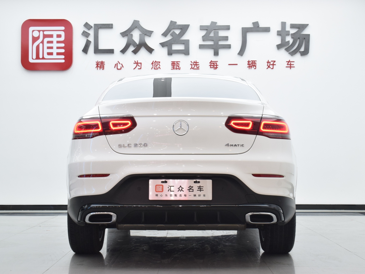 奔馳 奔馳GLC  2022款 改款 GLC 260 4MATIC 轎跑SUV圖片