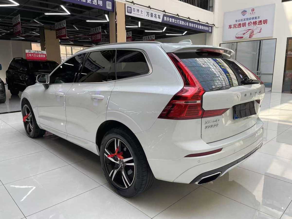 沃爾沃 XC60  2018款 T5 四驅(qū)智逸版圖片