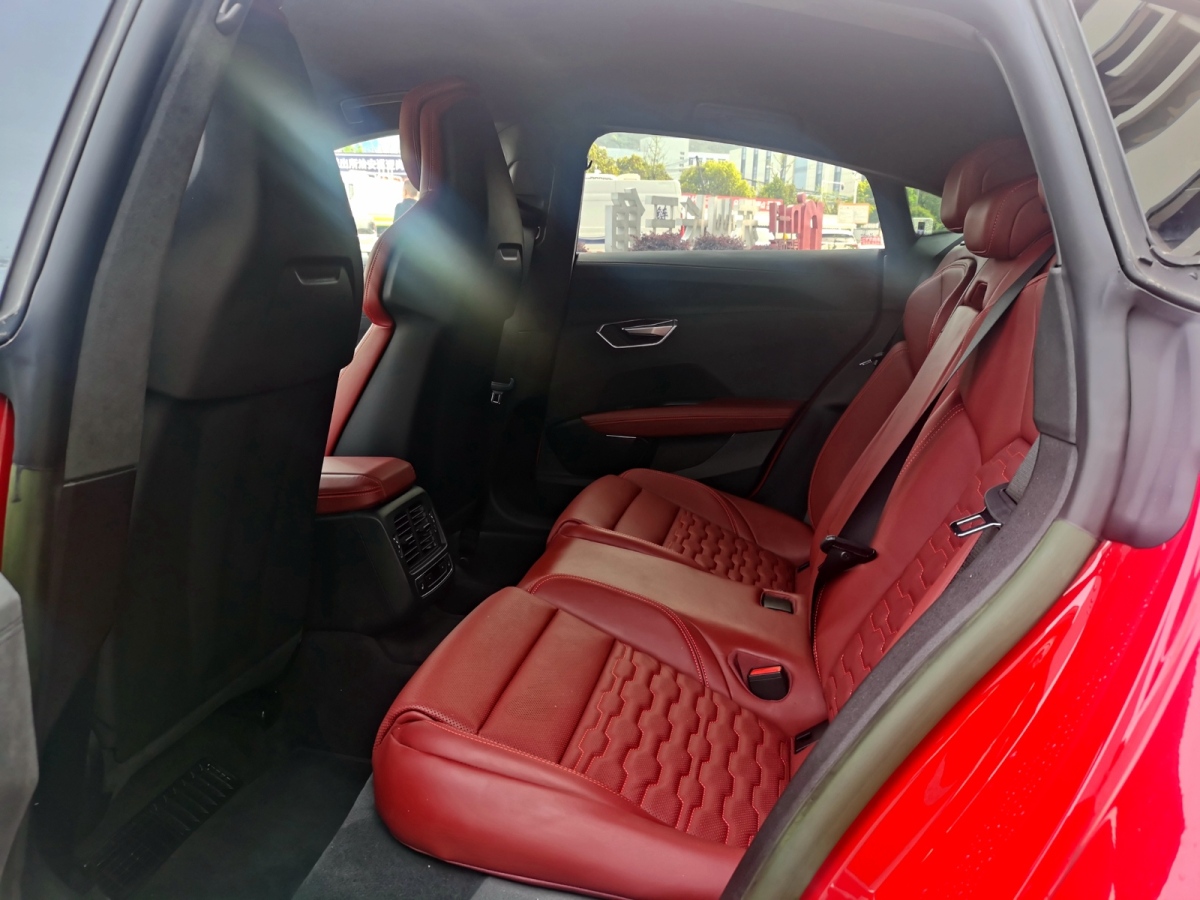 奥迪RS e-tron GT 2023款 基本型图片