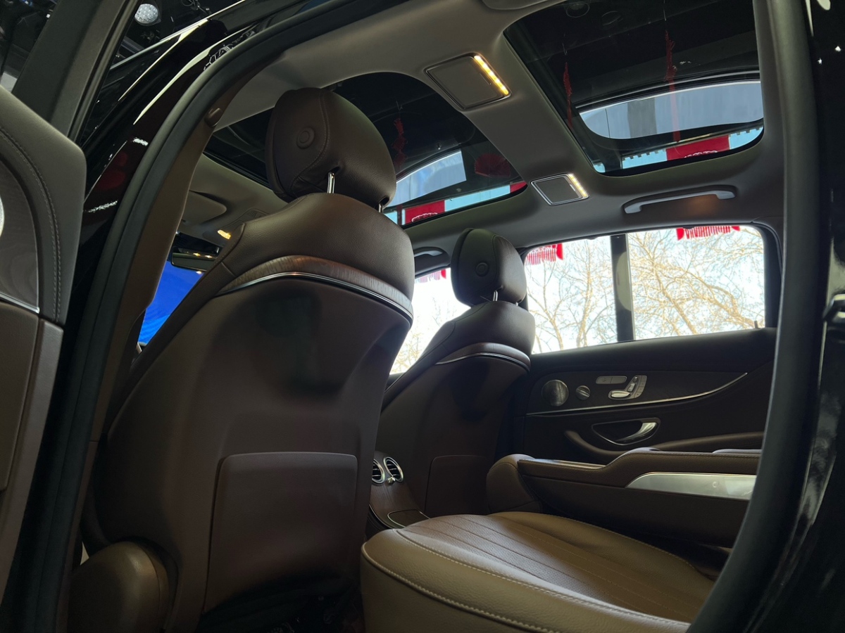 奔驰 奔驰E级  2021款 E 300 L 豪华型图片