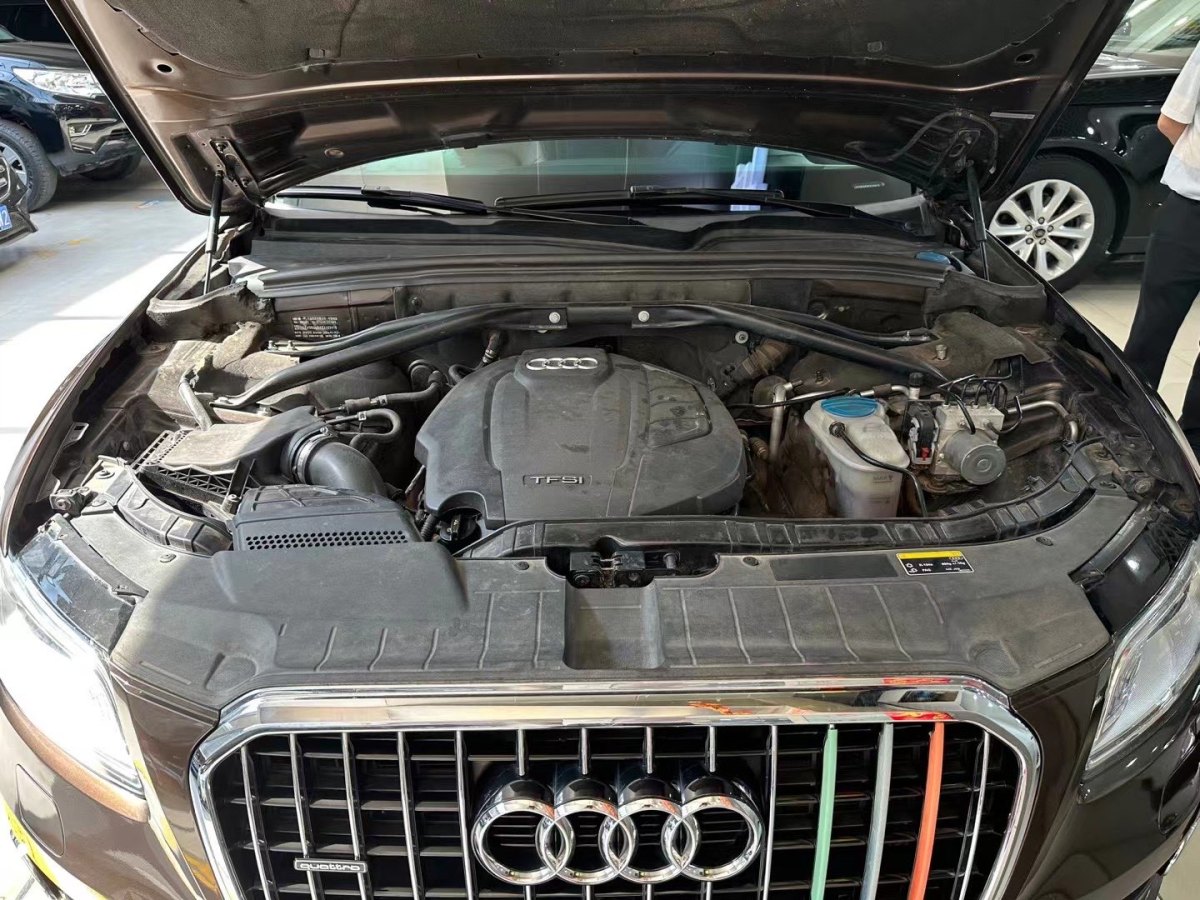 奧迪 奧迪Q5  2015款 40 TFSI 技術(shù)型圖片