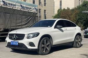 奔驰GLC 奔驰 改款 GLC 300 4MATIC 轿跑SUV