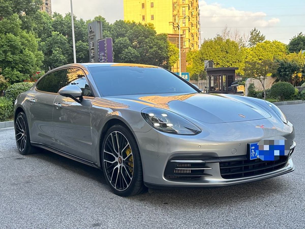 保時(shí)捷 Panamera  2019款 Panamera 4 行政加長(zhǎng)版 2.9T圖片