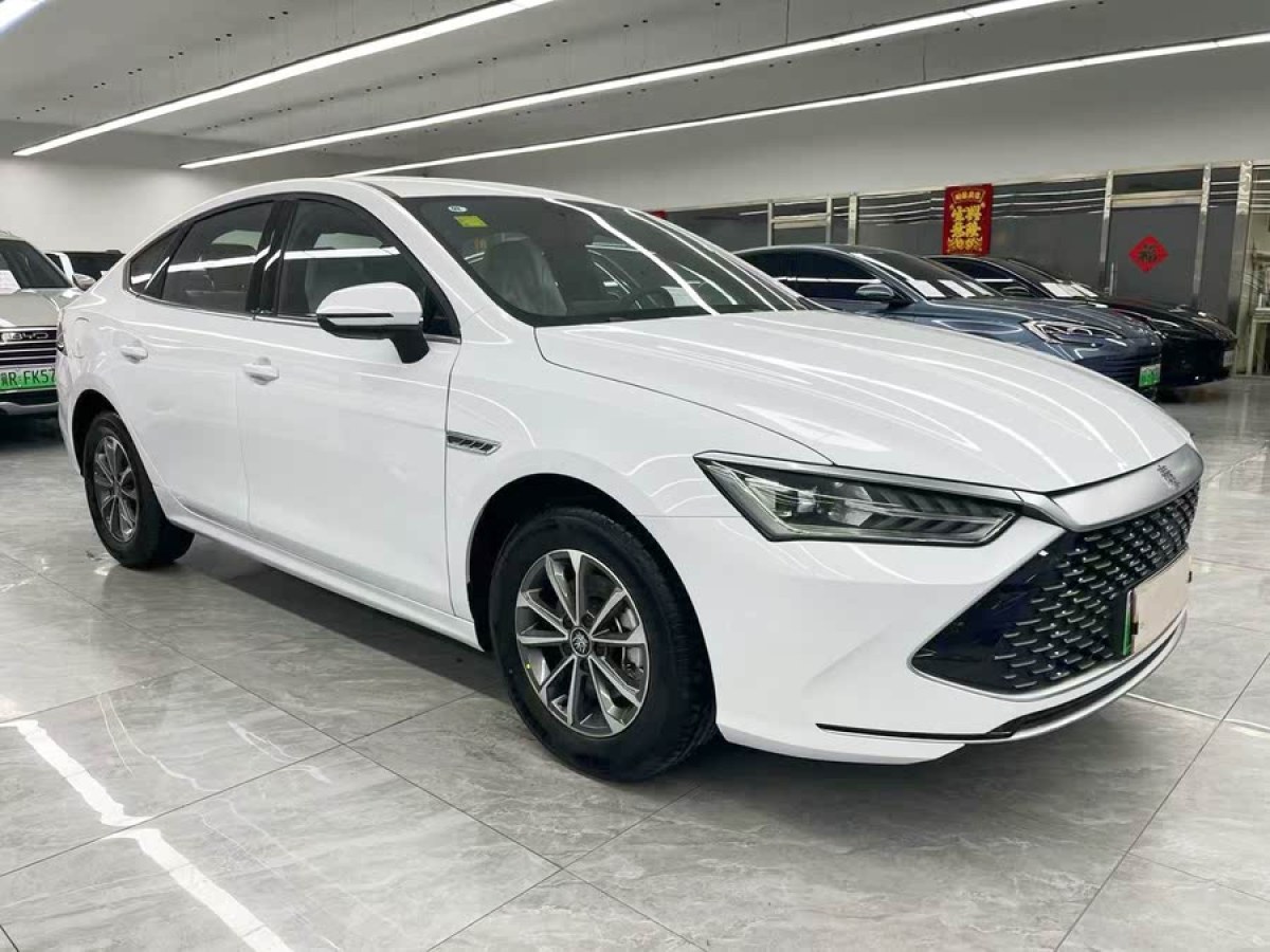 比亞迪 秦PLUS  2024款 榮耀版 DM-i 55KM領先型圖片