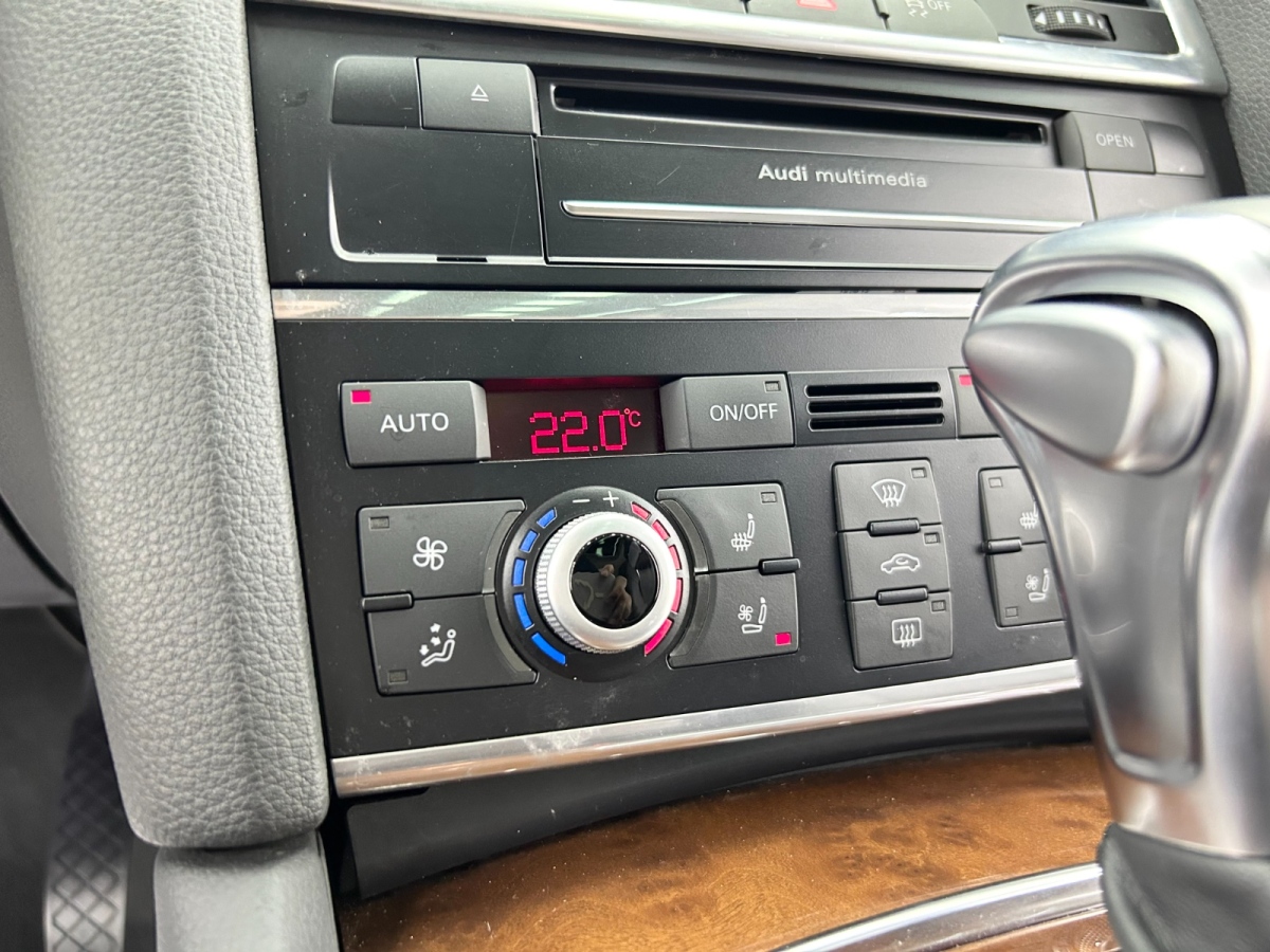 奧迪 奧迪Q7  2015款 40 TFSI 典藏型圖片