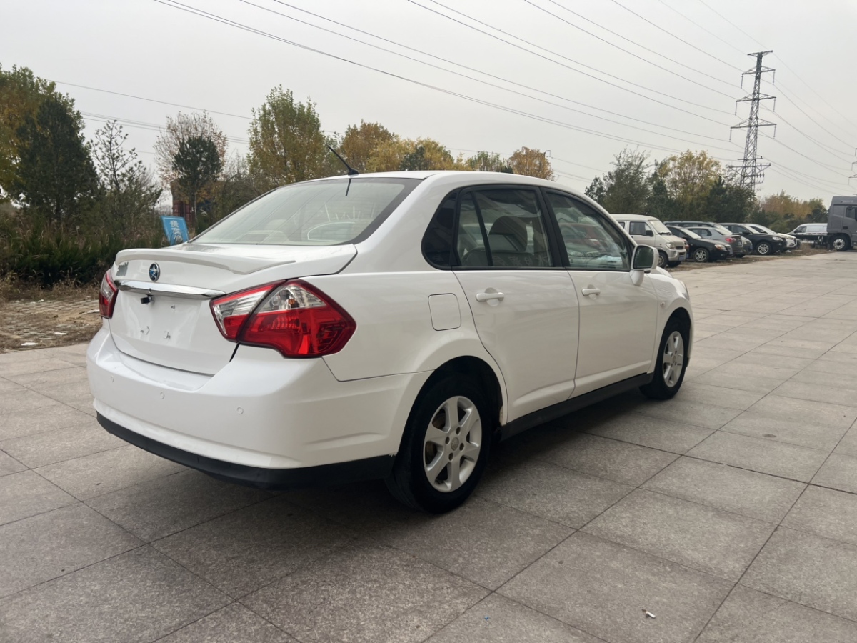 啟辰 D50  2013款 1.6L 手動豪華版圖片