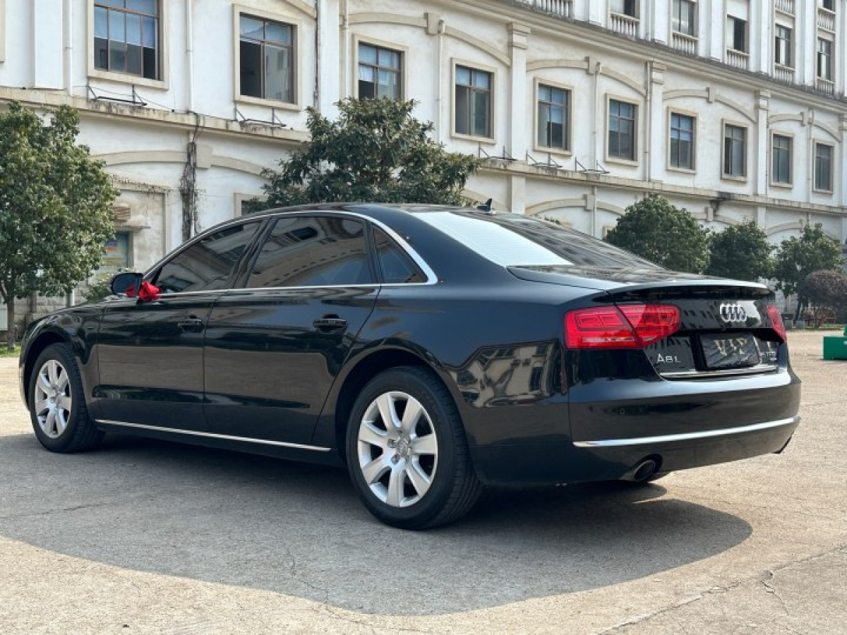 奥迪 奥迪A8  2011款 A8L 3.0 TFSI quattro舒适型(213kW)图片