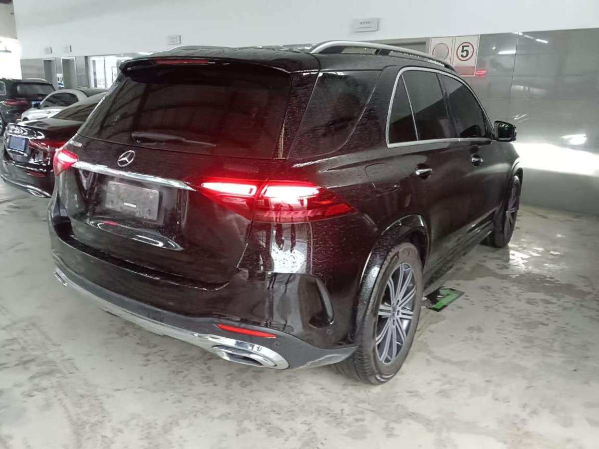 奔馳 奔馳GLE  2024款 GLE 350 4MATIC 時(shí)尚型圖片