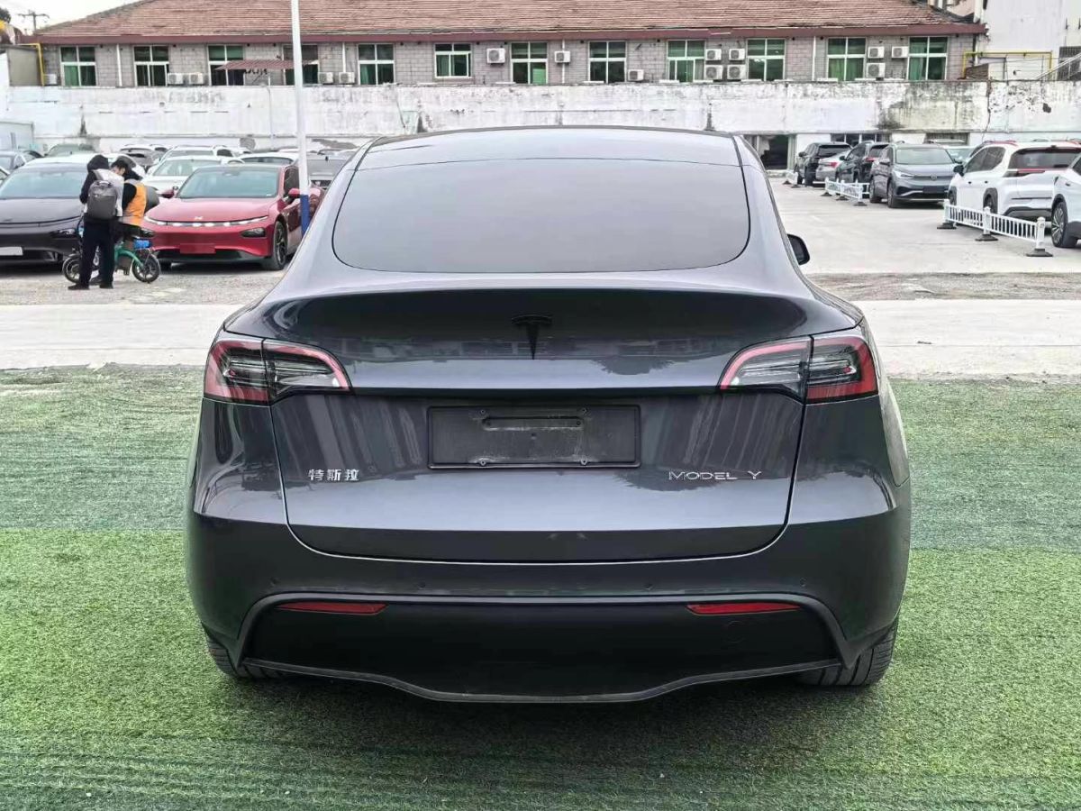 特斯拉 Model S  2021款 Plaid Plus 版圖片