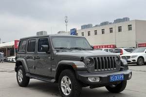 牧马人 Jeep 2.0T Sahara 四门版