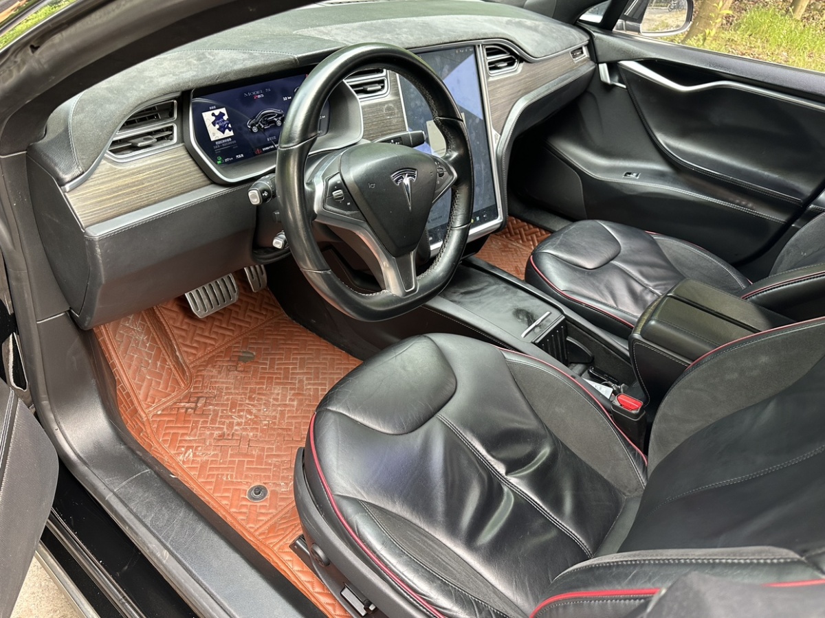 2015年10月特斯拉 Model S  2021款 Performance 高性能版