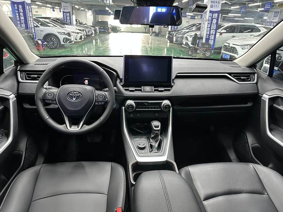 豐田 RAV4榮放  2023款 雙擎 2.5L E-CVT四驅(qū)精英Plus版圖片