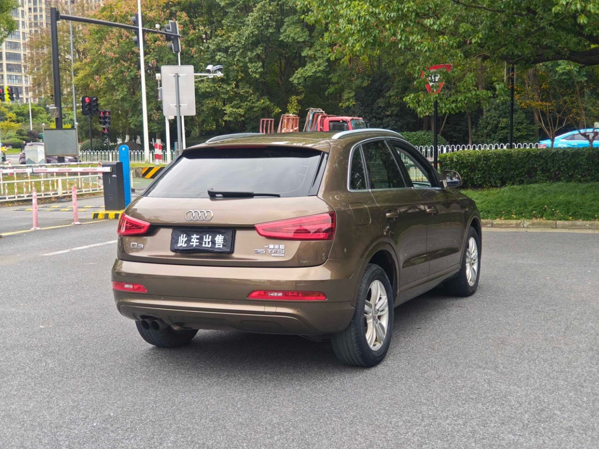 奧迪 奧迪Q3  2015款 35 TFSI quattro 技術(shù)型圖片