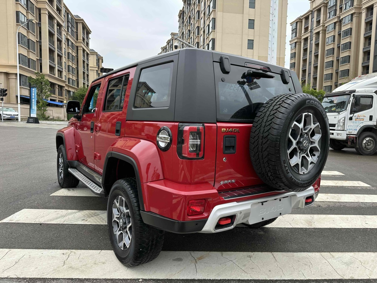 2018年7月北京 BJ40  2018款 PLUS 2.0T 手動(dòng)四驅(qū)尊享版